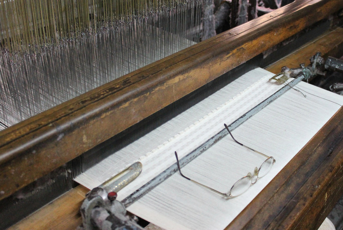 Flat Weave vs. Thick-Looped Weave Turkish Towels: Which One Is Right for You?