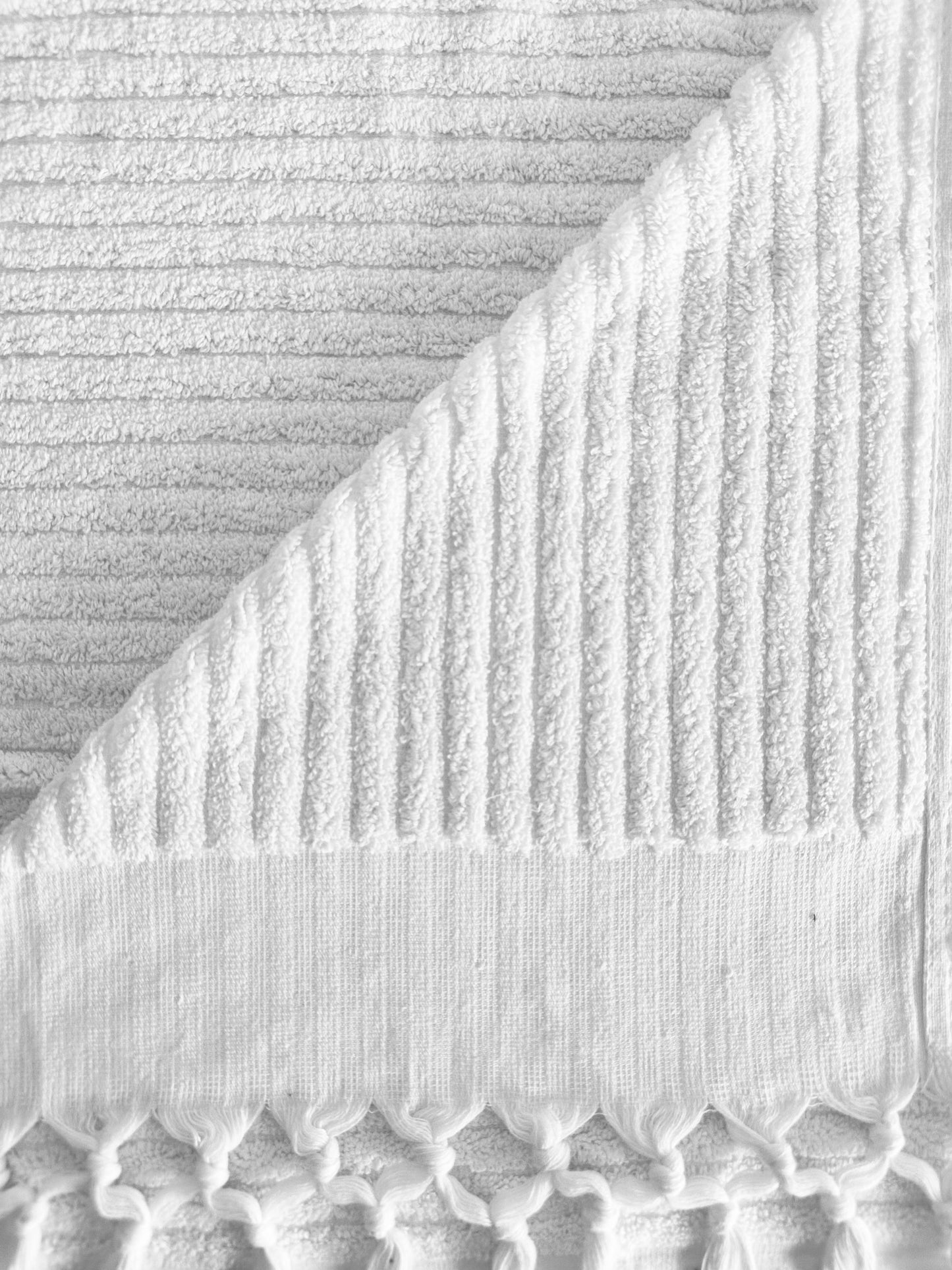 The Thick Looped Hand Towel