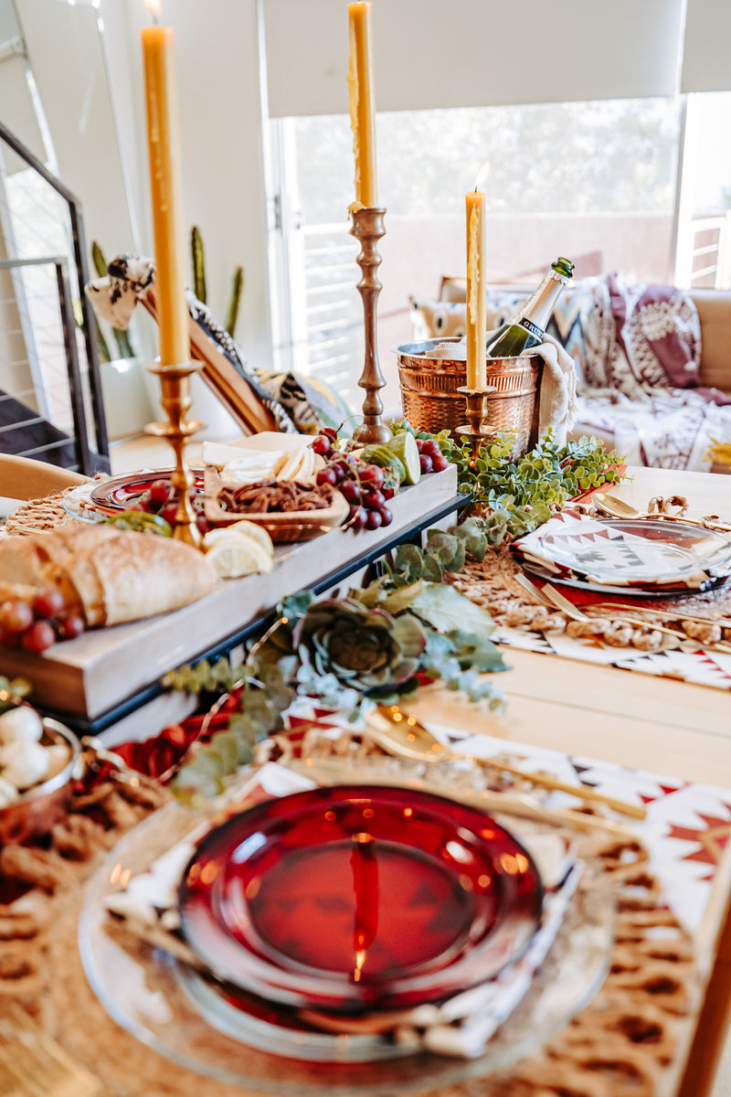 Holiday Decorating Made Simple: Transform Your Everyday Decor for a Festive Look