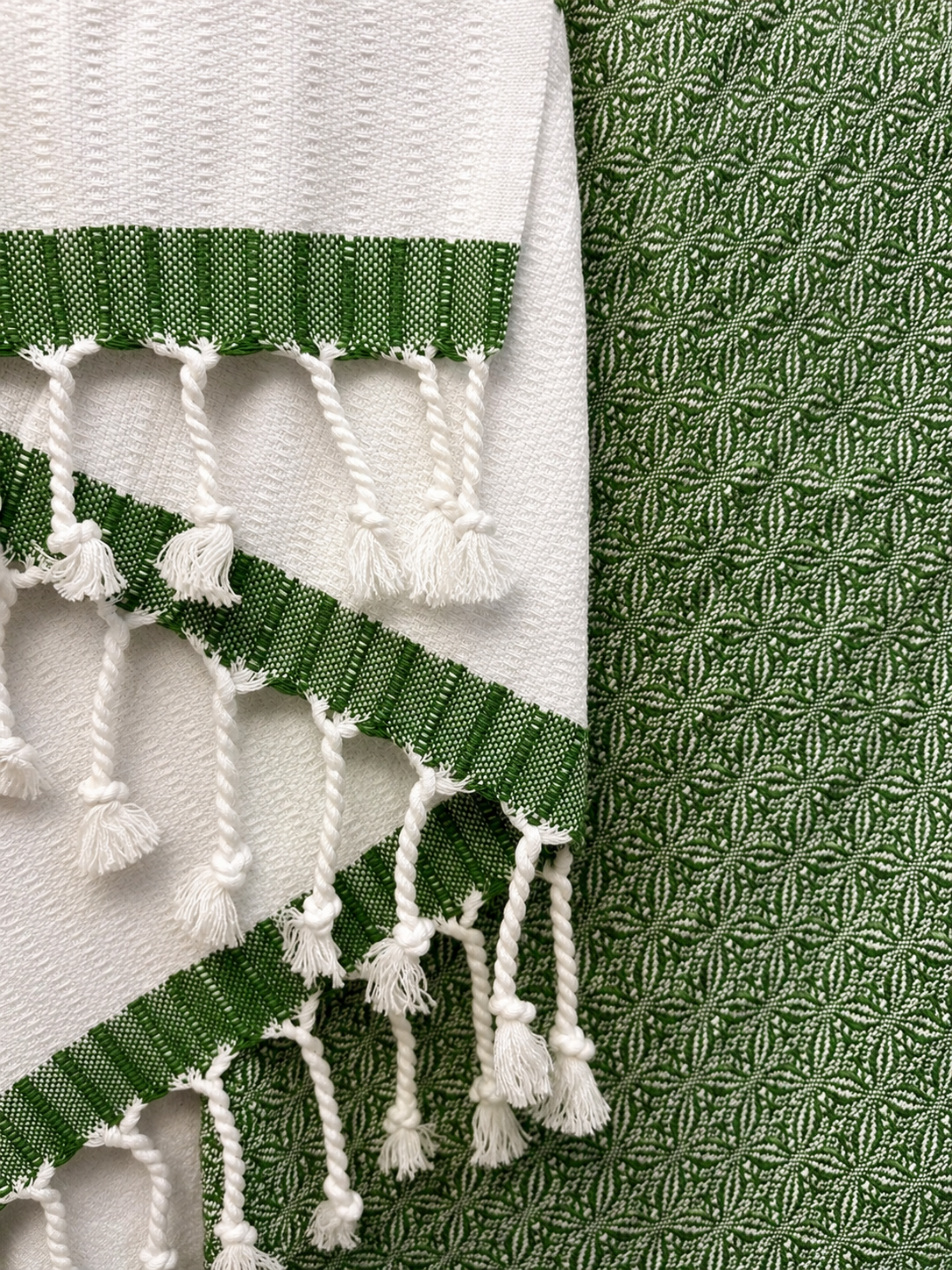 The Yildiz Star Body Towel