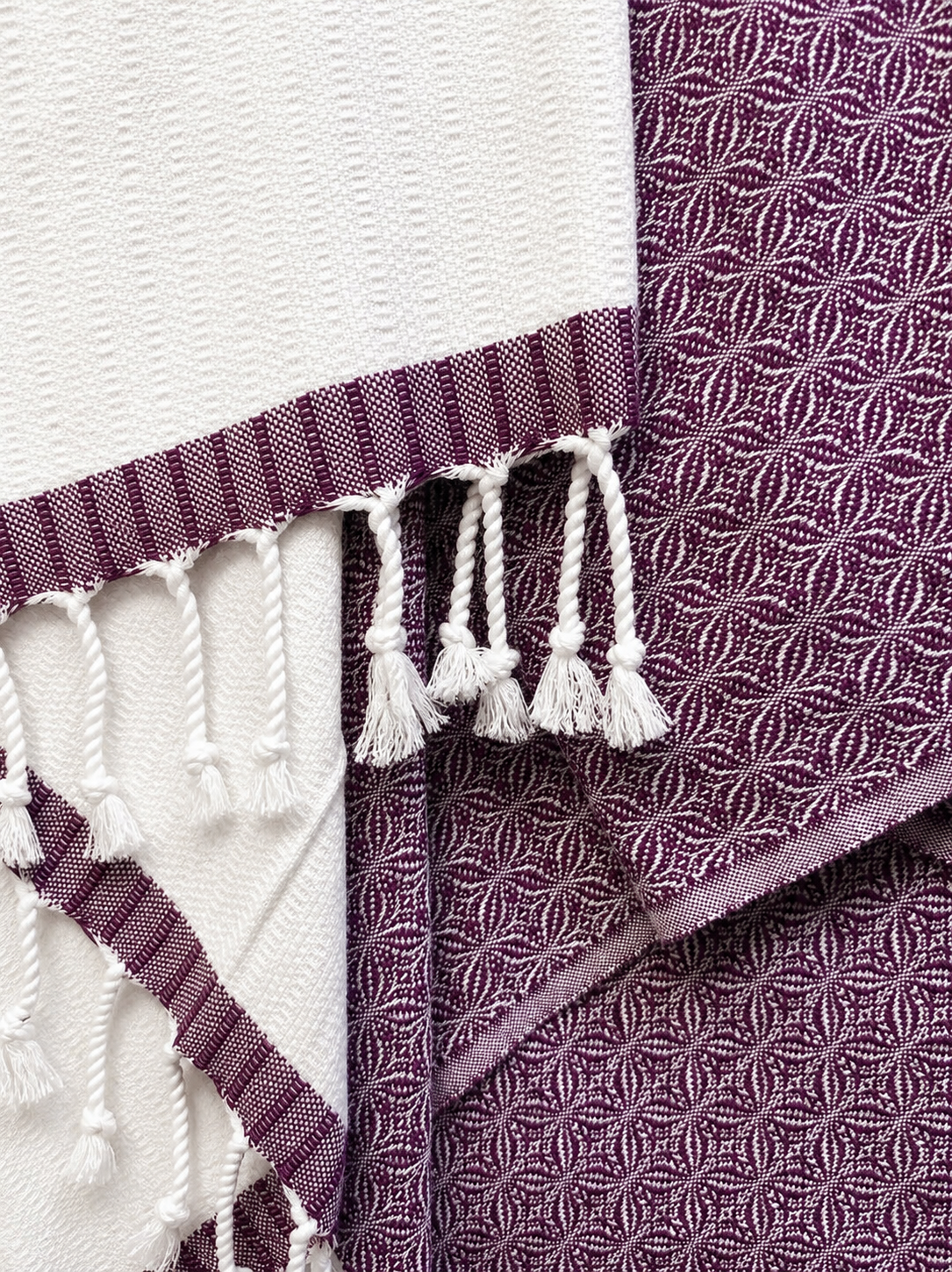 The Yildiz Star Body Towel