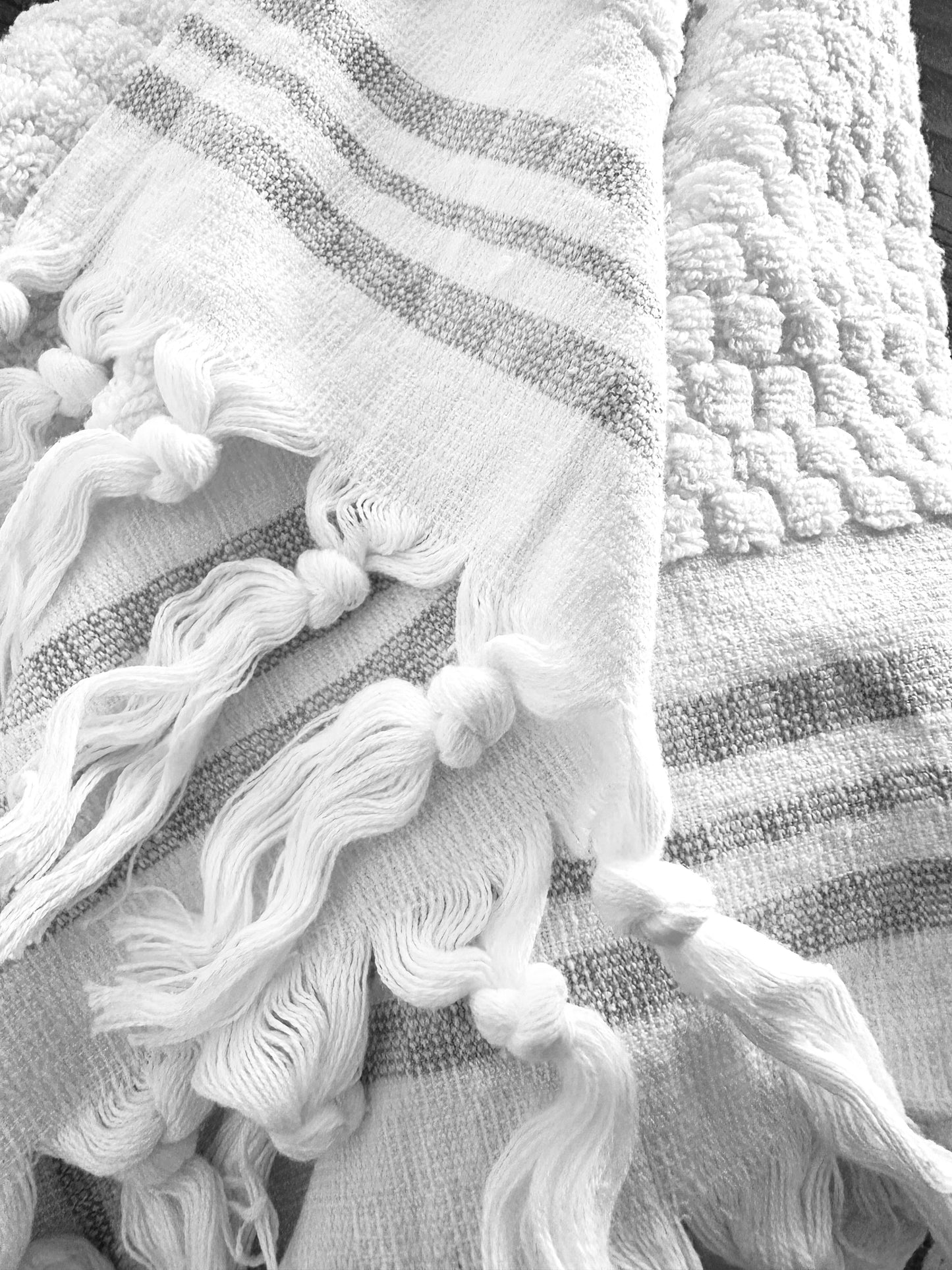 The Thick Looped Hand Towel